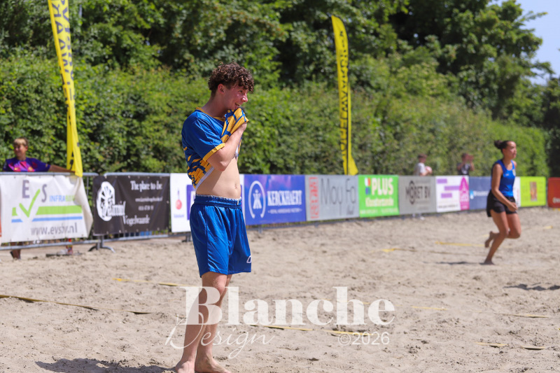 Beach_2026_06_-122.jpg