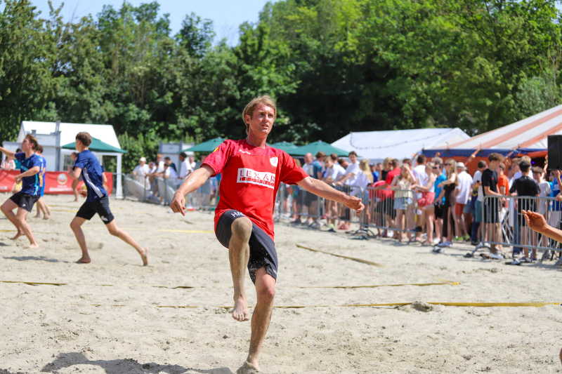 Beach 2026_07_-2.jpg